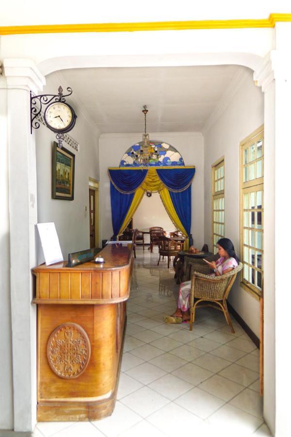 Hotel Tulips Γιογκιακάρτα Εξωτερικό φωτογραφία